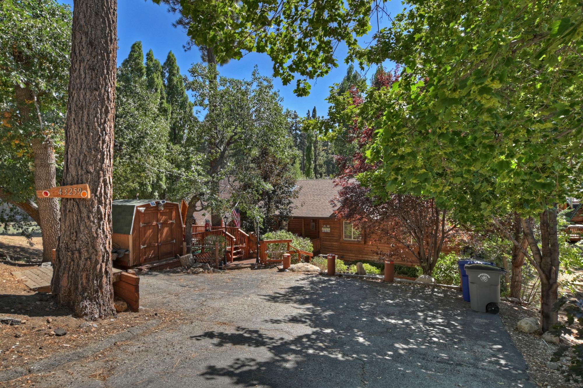 Big Bear Cabin - Blue Jay Glen Villa - 31