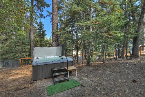 Big Bear Cabin - HappyBeaverManor - 0003