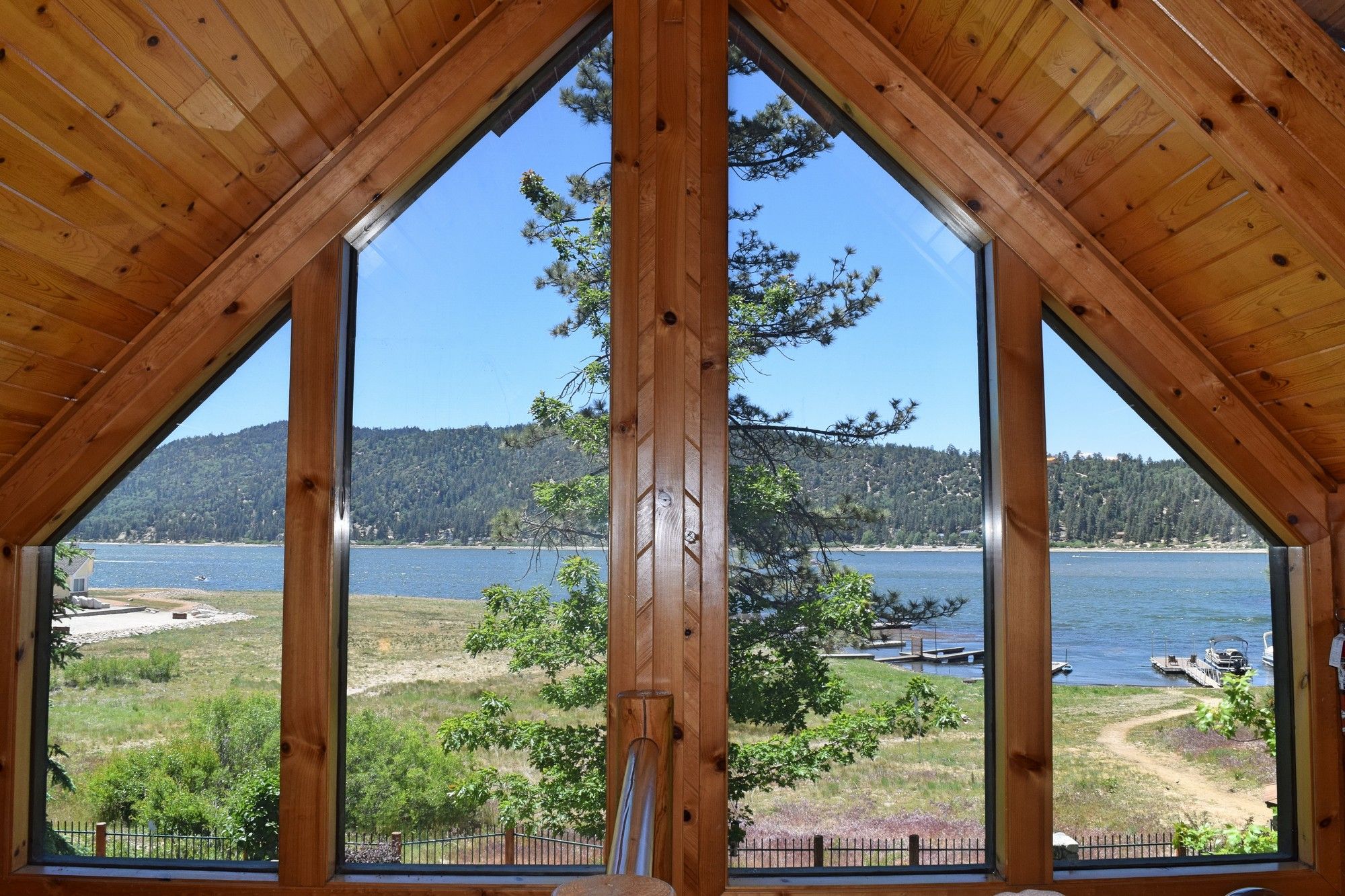 Big Bear Cabin - Lakeside Living - 3