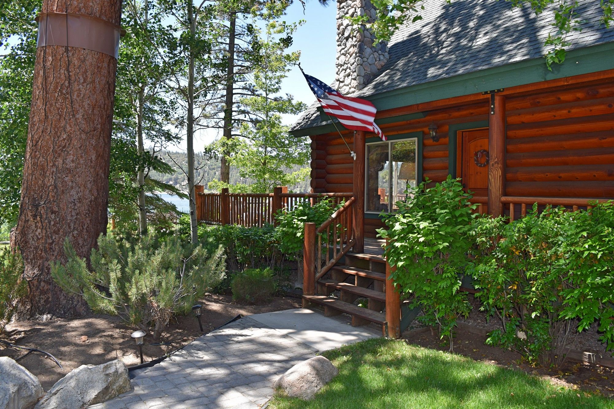 Big Bear Cabin - Lakeside Living - 37