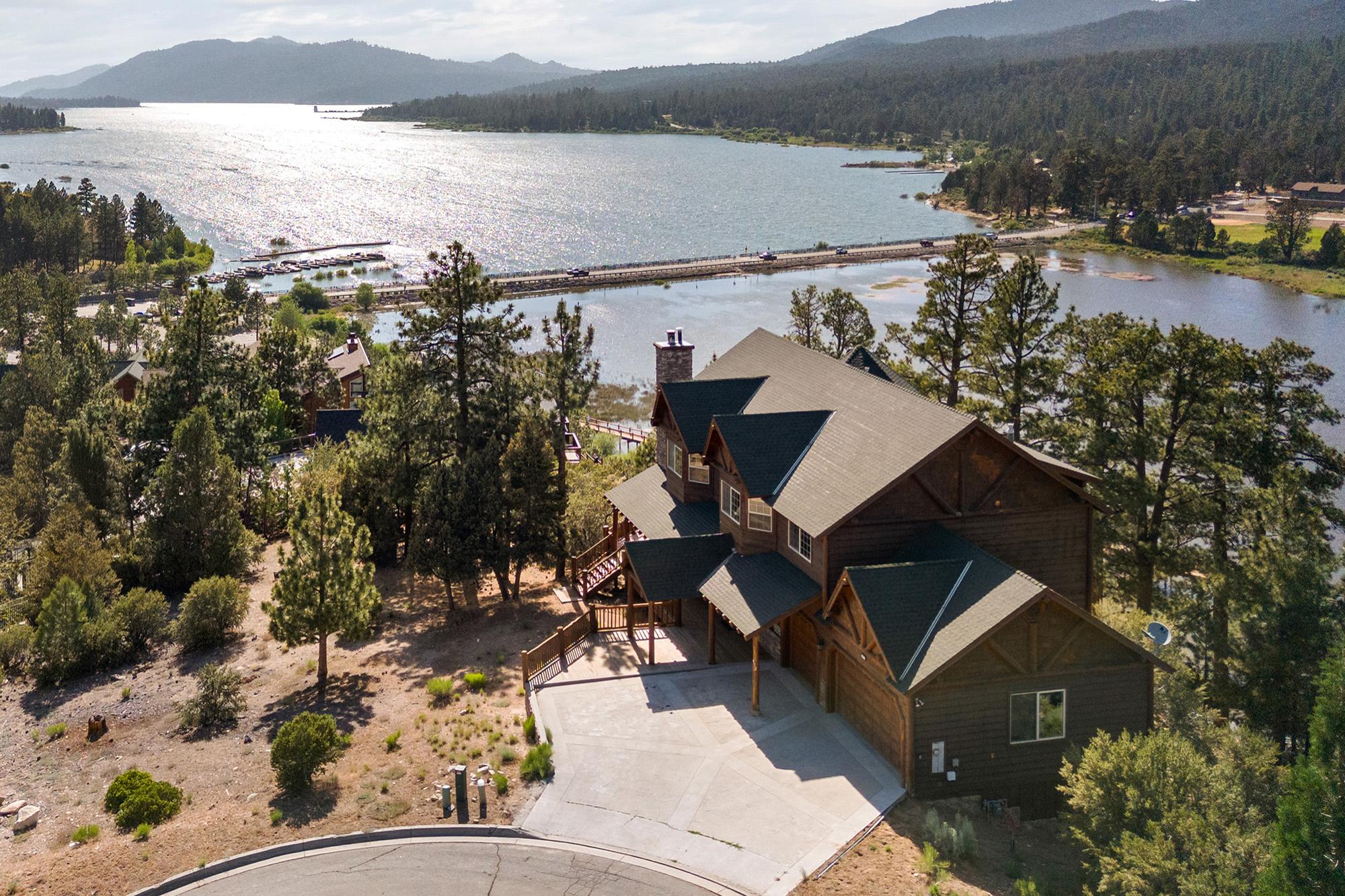 Big Bear Cabin - LakeviewManor - 0001