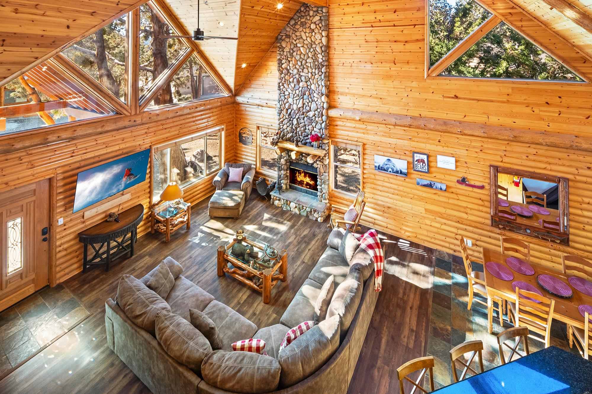 Big Bear Cabin - LazyBearManor - 0001