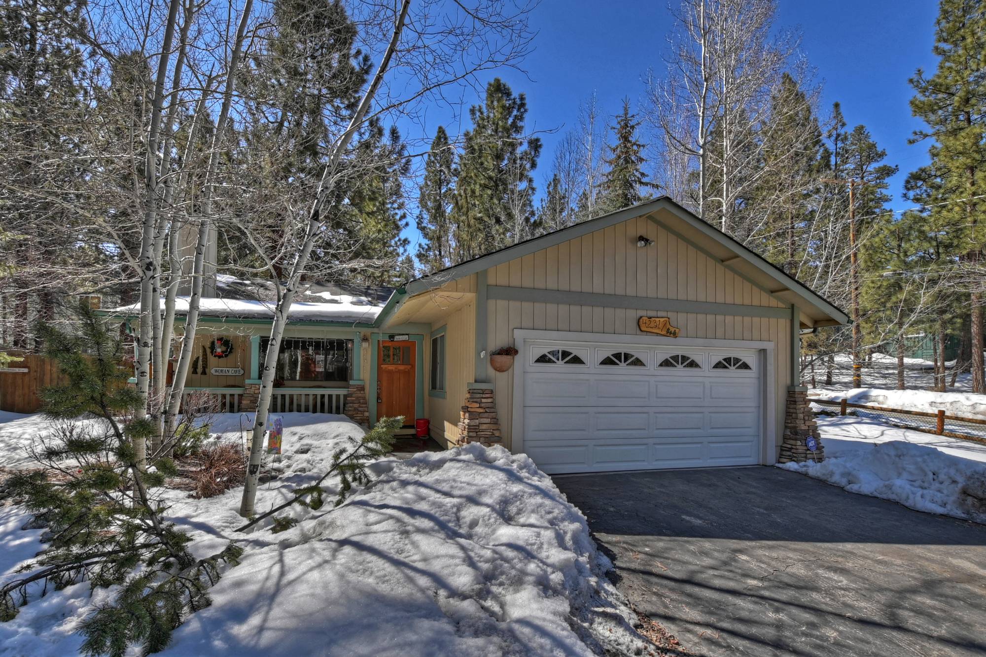 Big Bear Cabin - SnowcrestCottage - 0001