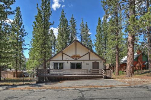 Big Bear Cabin - SugarBearyRetreat - 0002